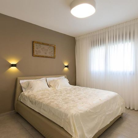 Maorissimo Boutique Apartment Acre Exterior foto